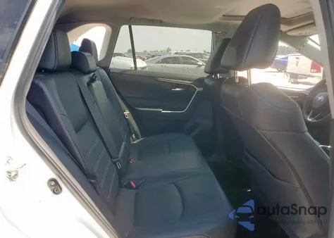 2022 Toyota Rav4 Xle Premium from USA, damaged, VIN 2T3C1RFV9NW235565